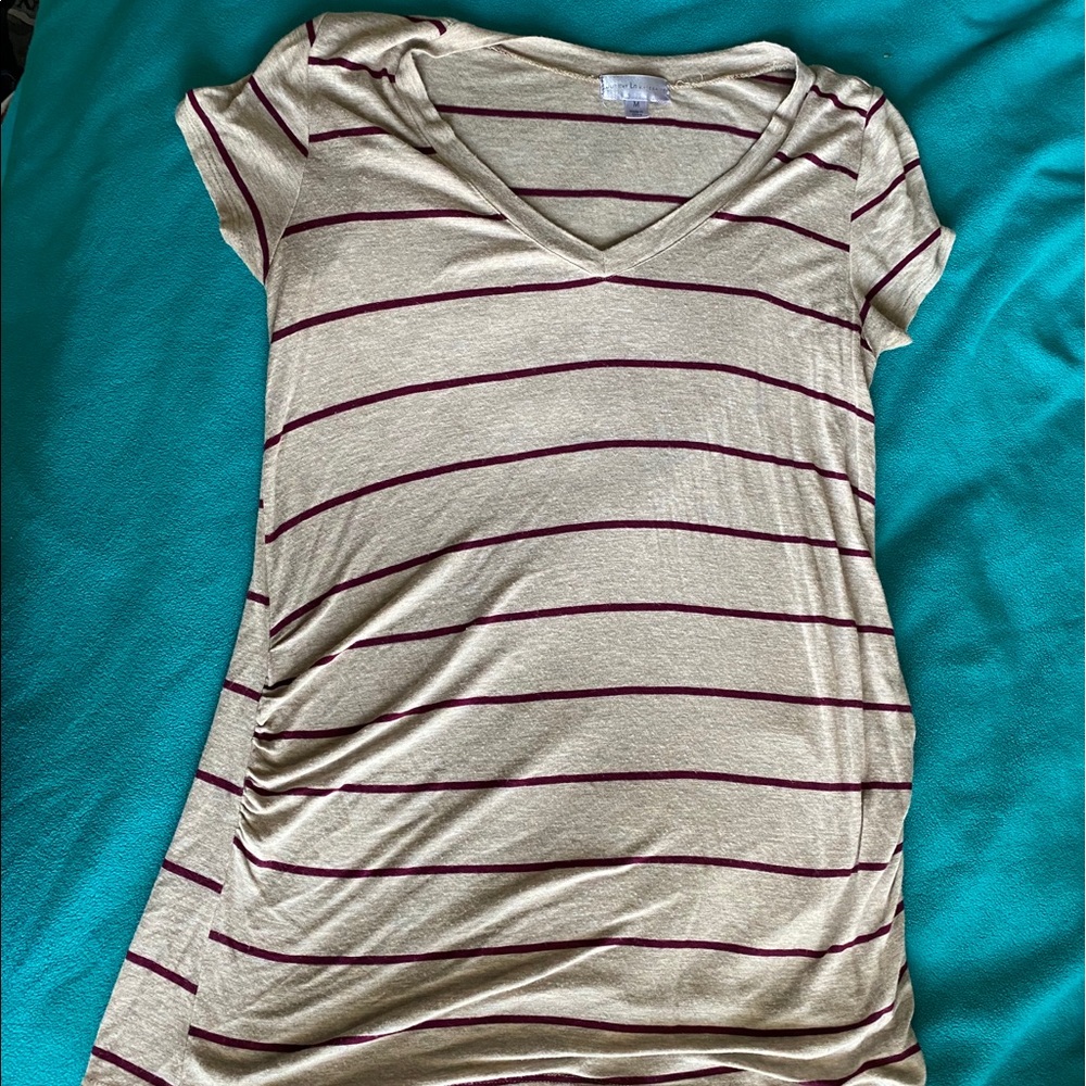 Maternity tshirt